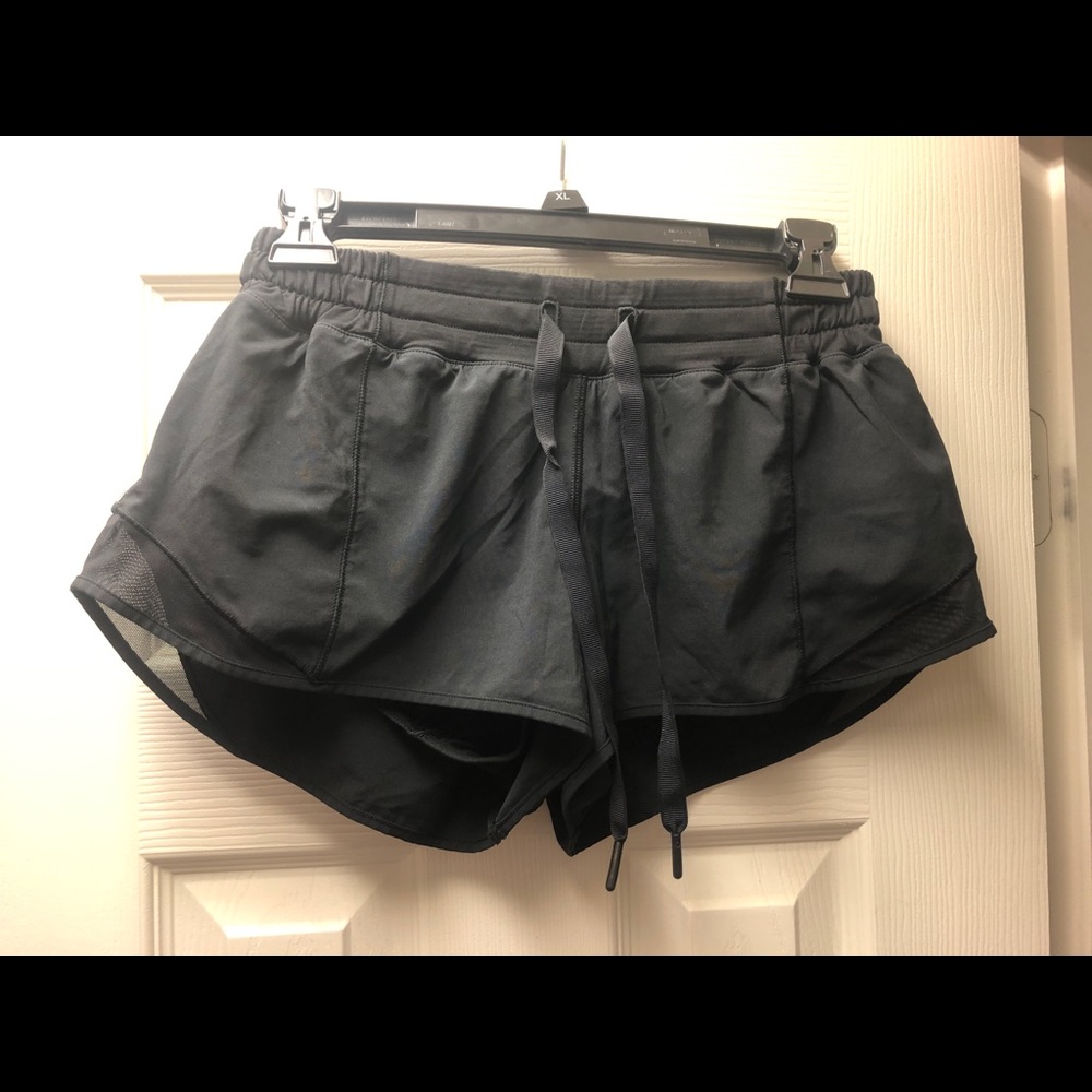 Black Lululemon Hotty Hot Short